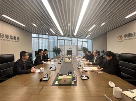 四川国际博览集团与大韩贸易振兴公社成都代表处首席代表边龙燮举行座谈