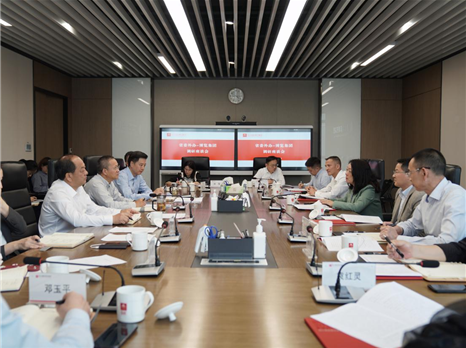 省委外办主任张涛赴 四川国际博览集团调研指导工作