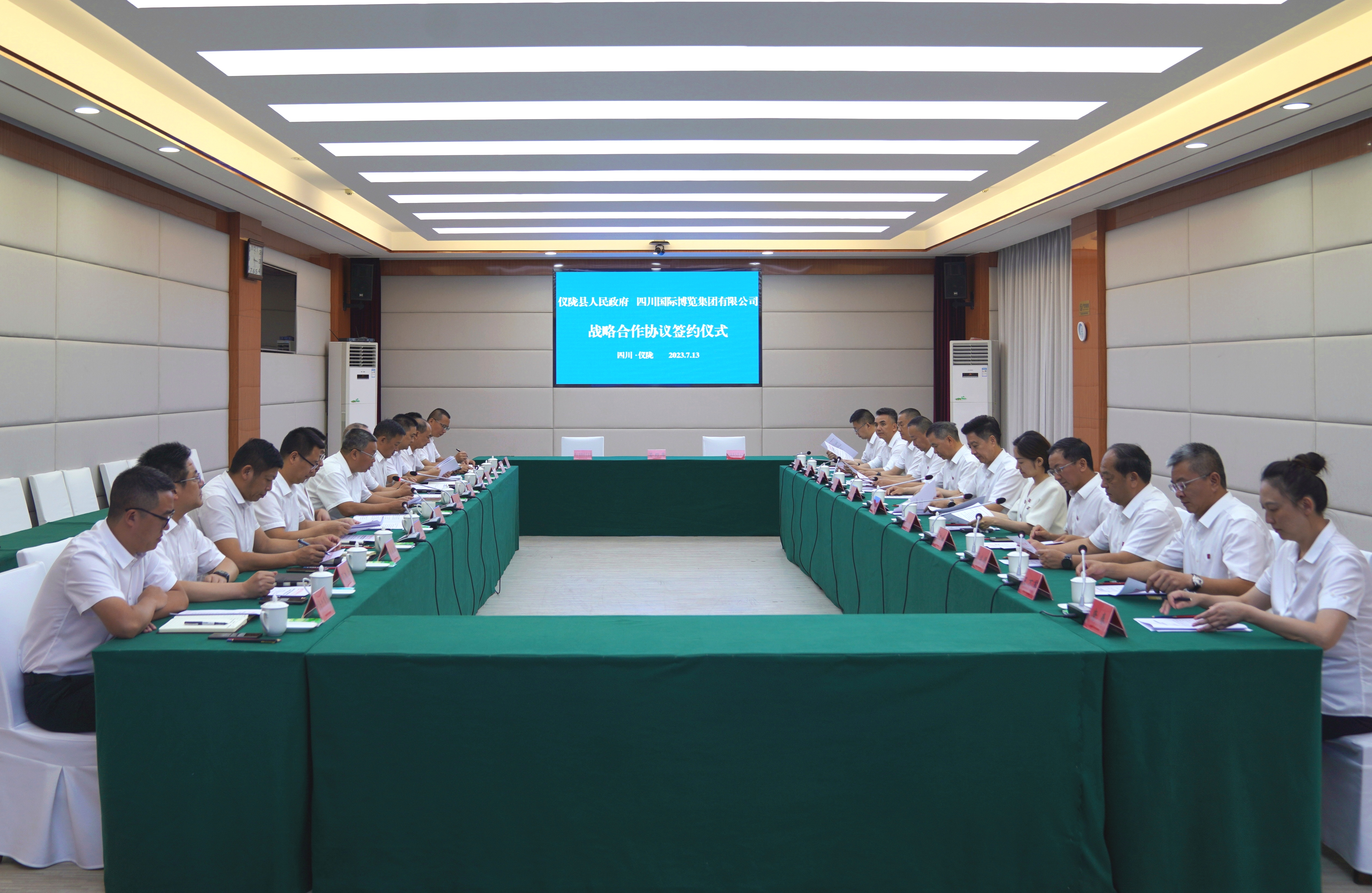 55a0fe40-db51-4a49-8bc7-1c1f48536a79