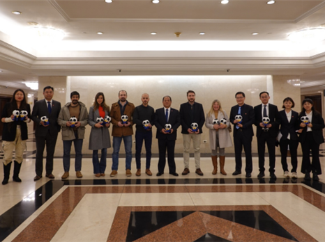 2023全国金秋购物节暨第二届中国（四川）国际熊猫消费节座谈交流会在乌拉圭顺利召开