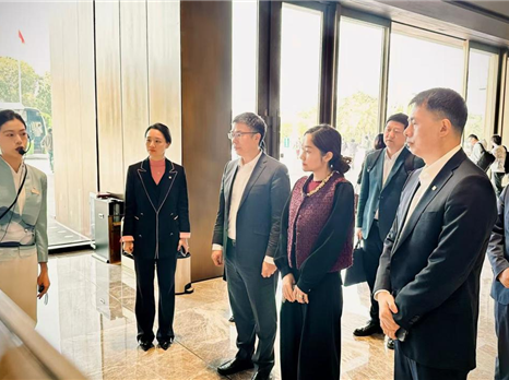 博览集团赴广州开展项目对接 携手共谋发展新篇